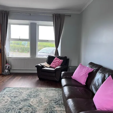 Cheerful 3-bedroom *