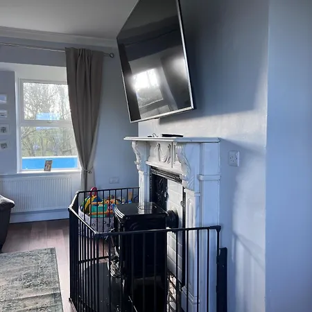 Cheerful Countryside Cottage Vakantiehuis *