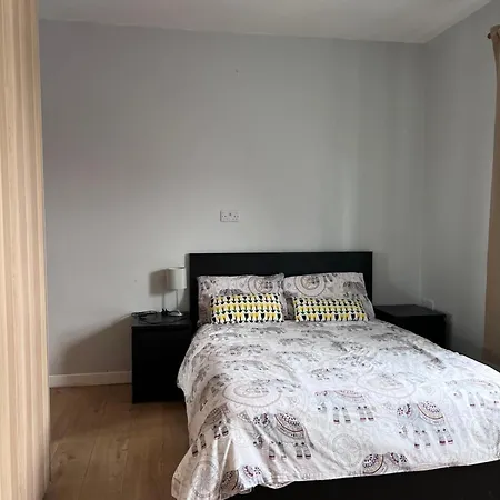 Cheerful 3-bedroom