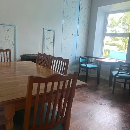 Cheerful 3-bedroom