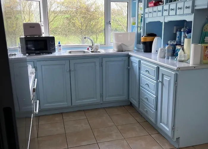 Cheerful Countryside Cottage Vakantiehuis Drehidnaraga Bridge