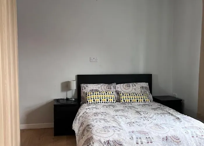 Cheerful Countryside Cottage Drehidnaraga Bridge