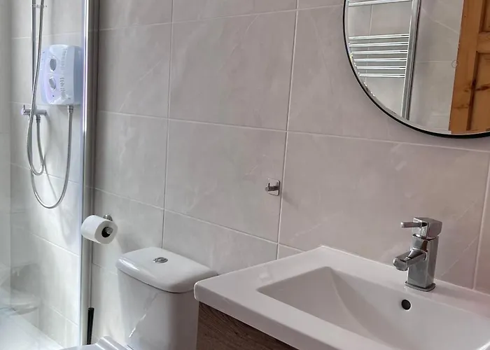 Vakantiehuis Cheerful Countryside Cottage Drehidnaraga Bridge